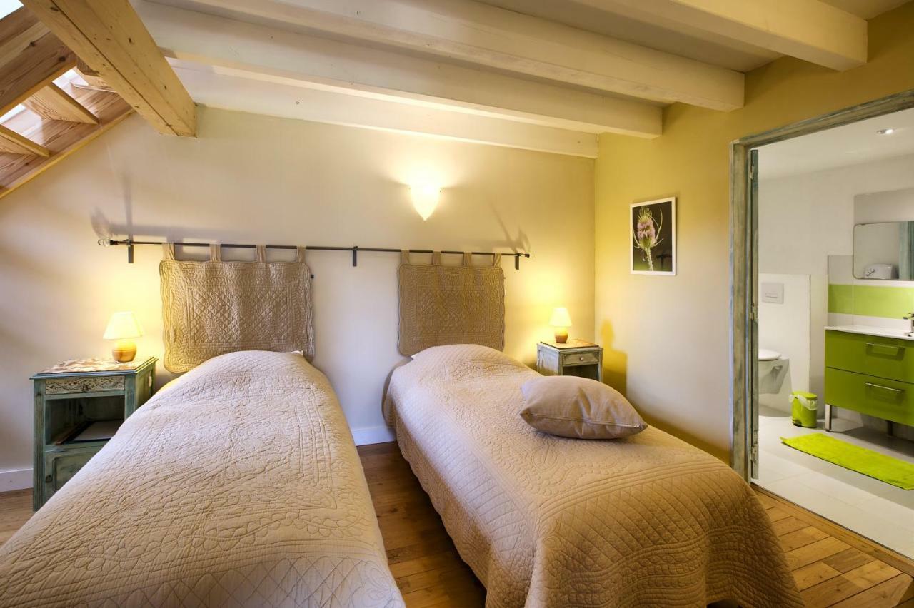 Bed and Breakfast La Grange D'Oustaud Verac Екстер'єр фото