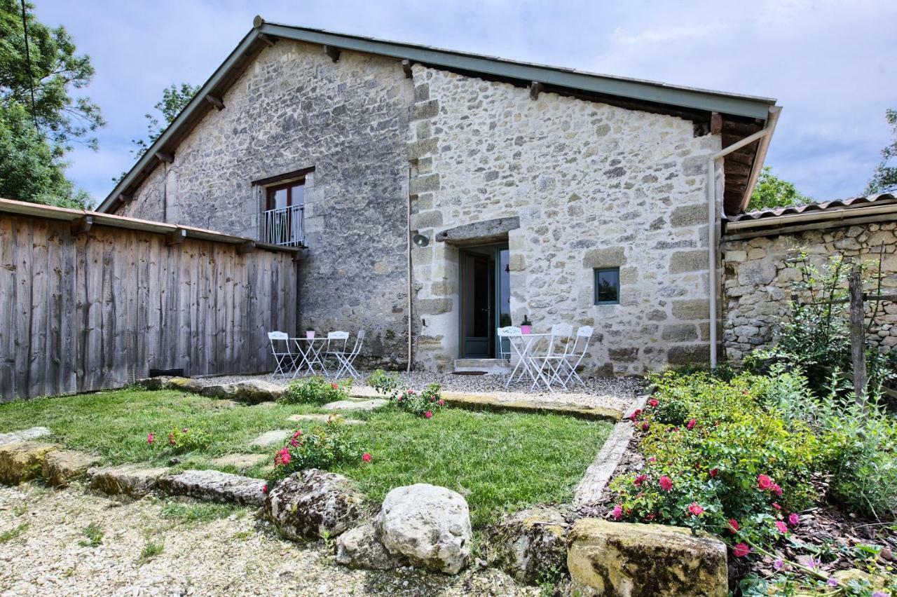 Bed and Breakfast La Grange D'Oustaud Verac Екстер'єр фото